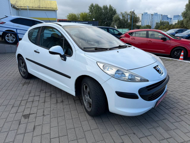 Фото автомобиля 3
