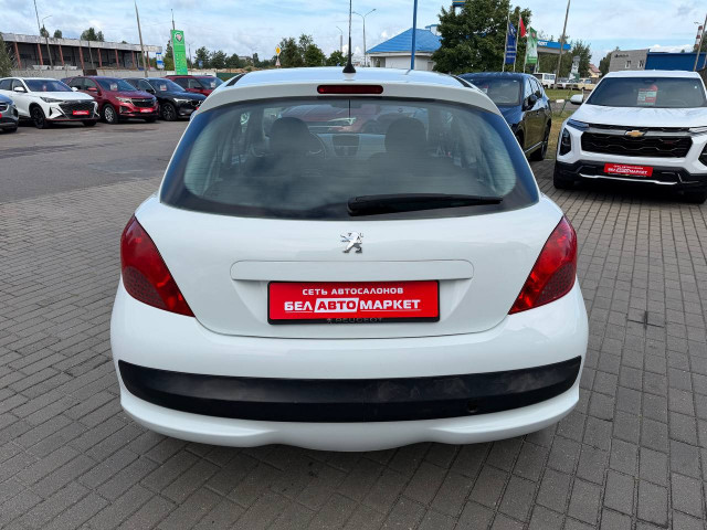 Фото автомобиля 5