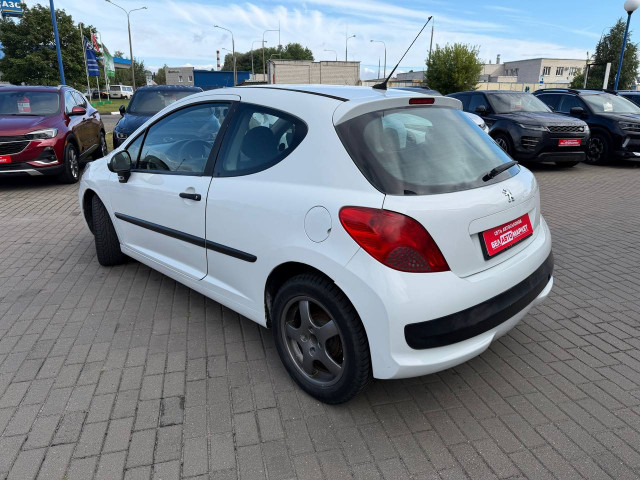 Фото автомобиля 6