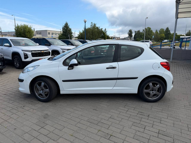 Фото автомобиля 7
