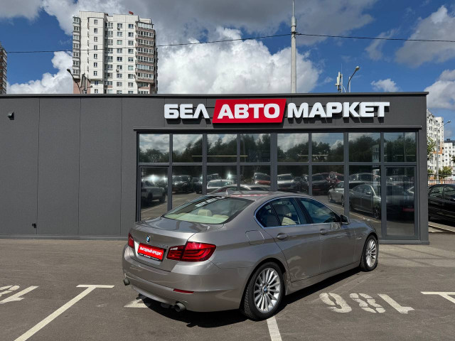 Фото автомобиля 7