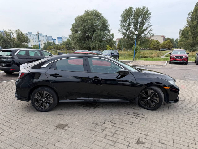 Фото автомобиля 2