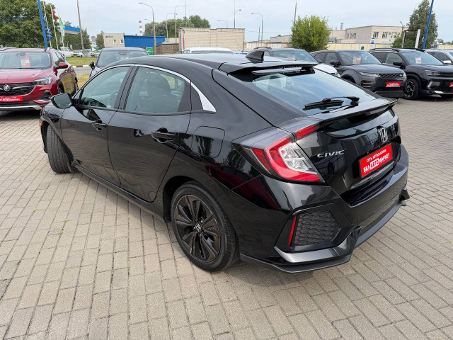 Фото автомобиля 5