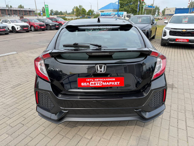 Фото автомобиля 6