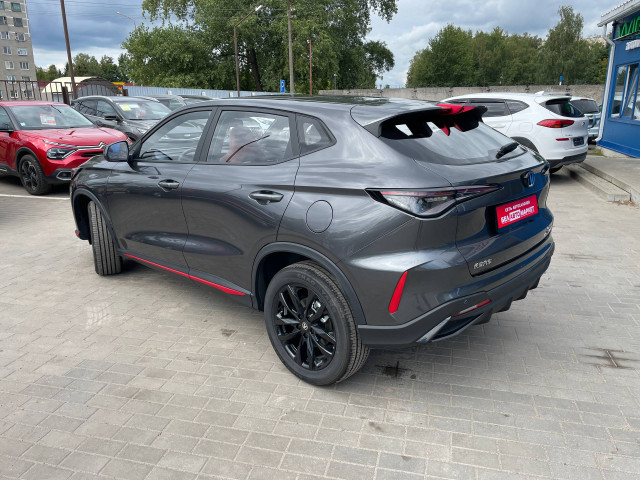 Фото автомобиля 12