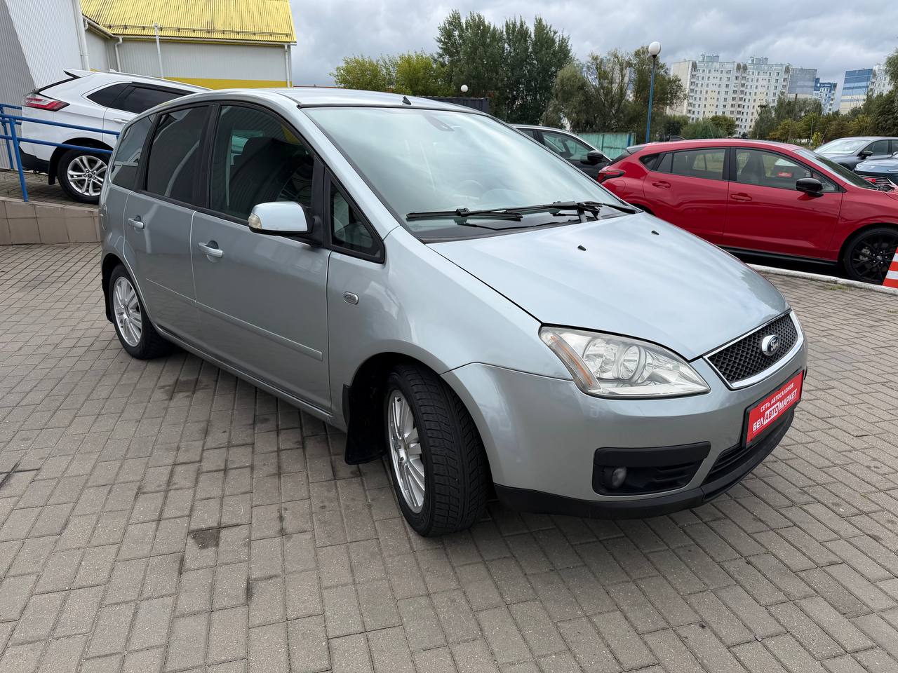 Фото автомобиля 3