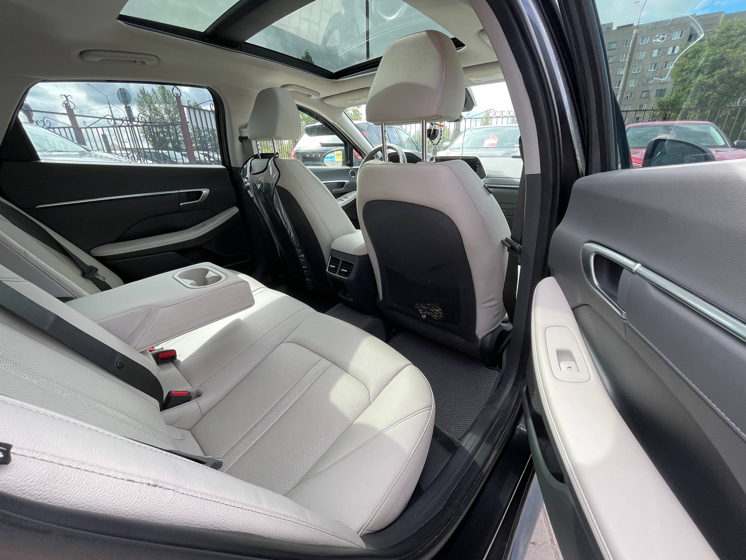 Фото автомобиля 5