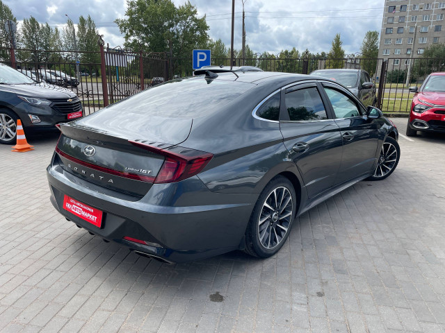 Фото автомобиля 12