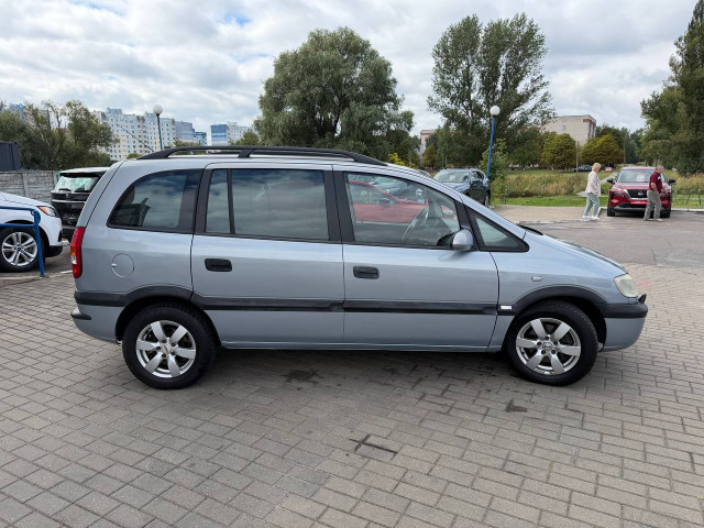 Фото автомобиля 3