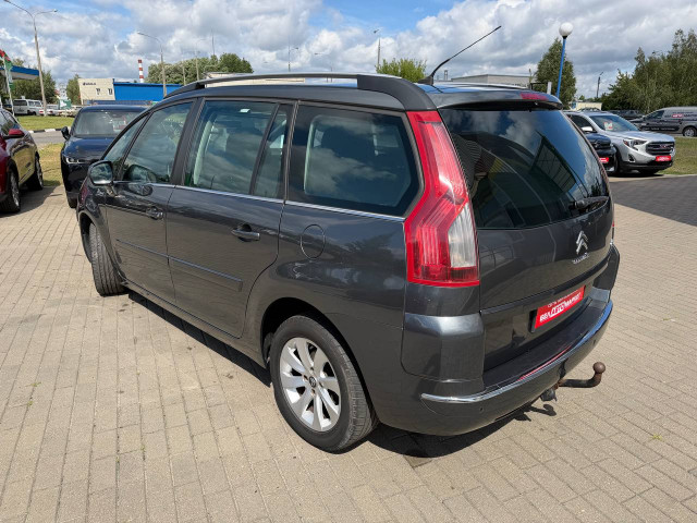 Фото автомобиля 6