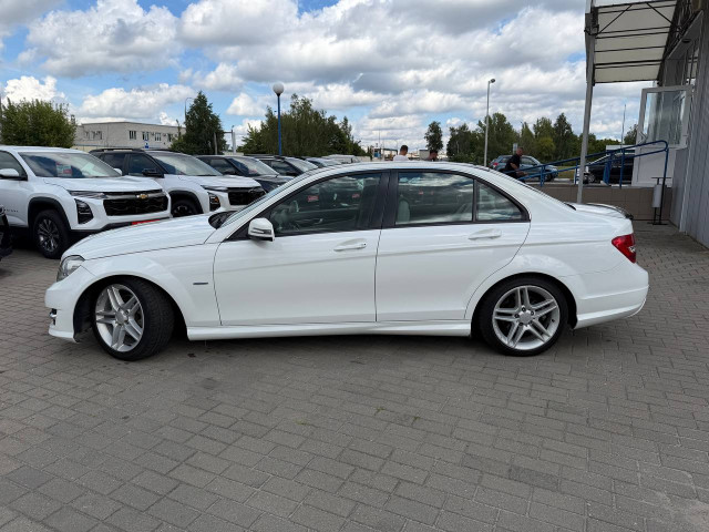 Фото автомобиля 7