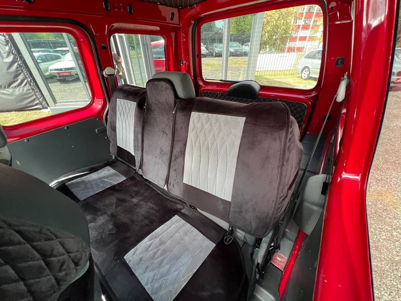 Фото автомобиля 16