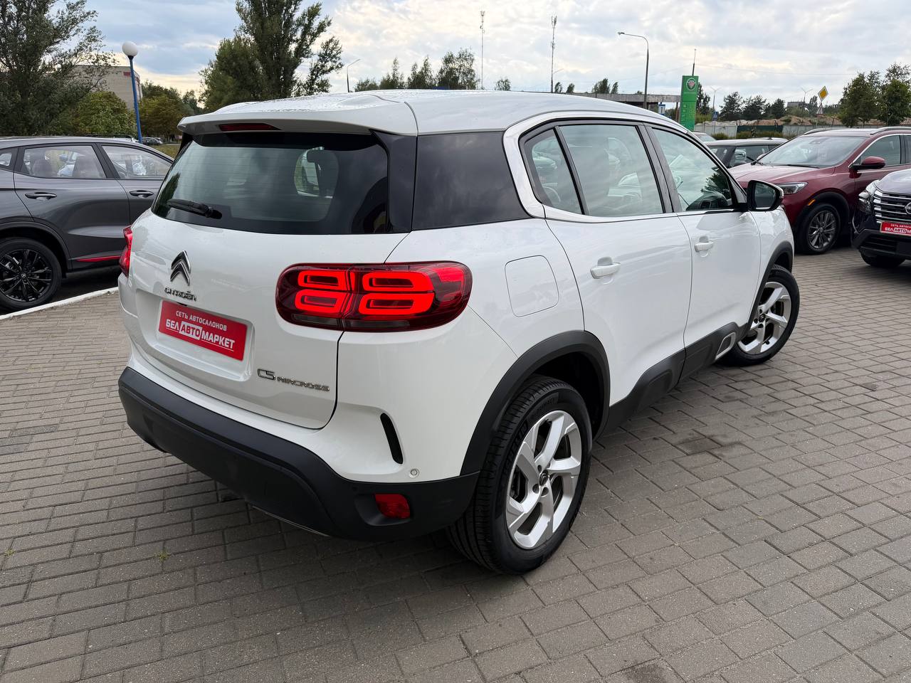 Фото автомобиля 5