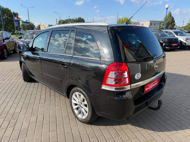 Фото автомобиля 6