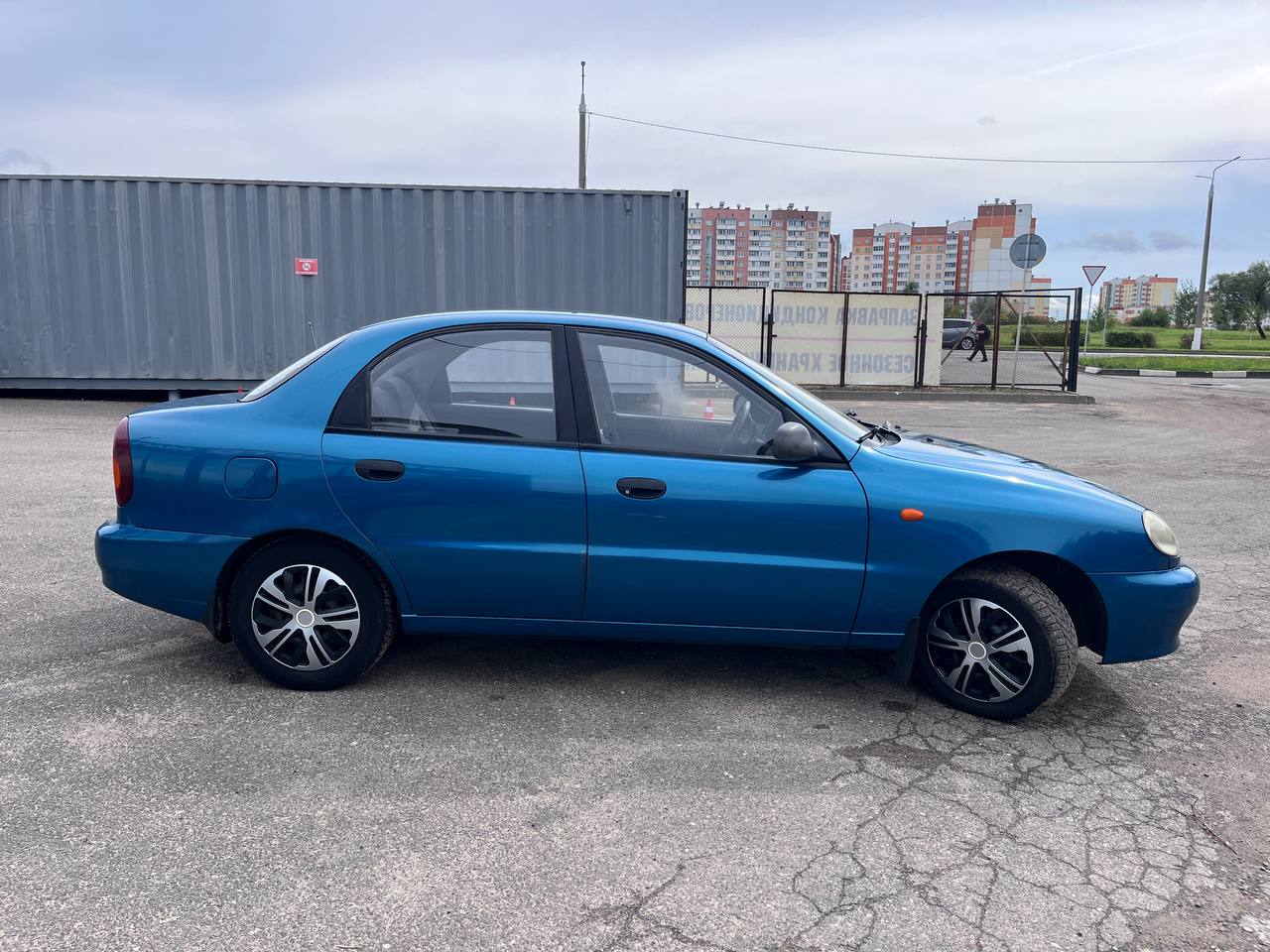 Фото автомобиля 3