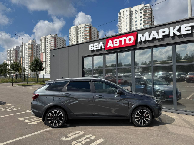 Фото автомобиля 3
