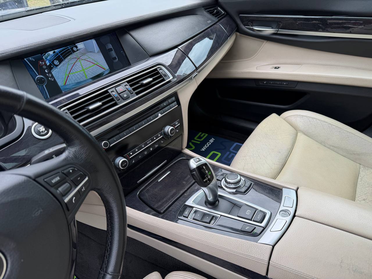 Фото автомобиля 12