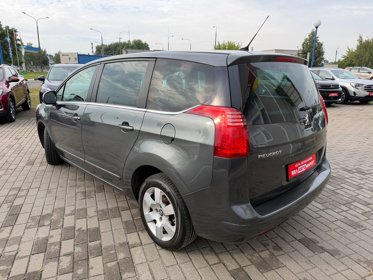 Фото автомобиля 6