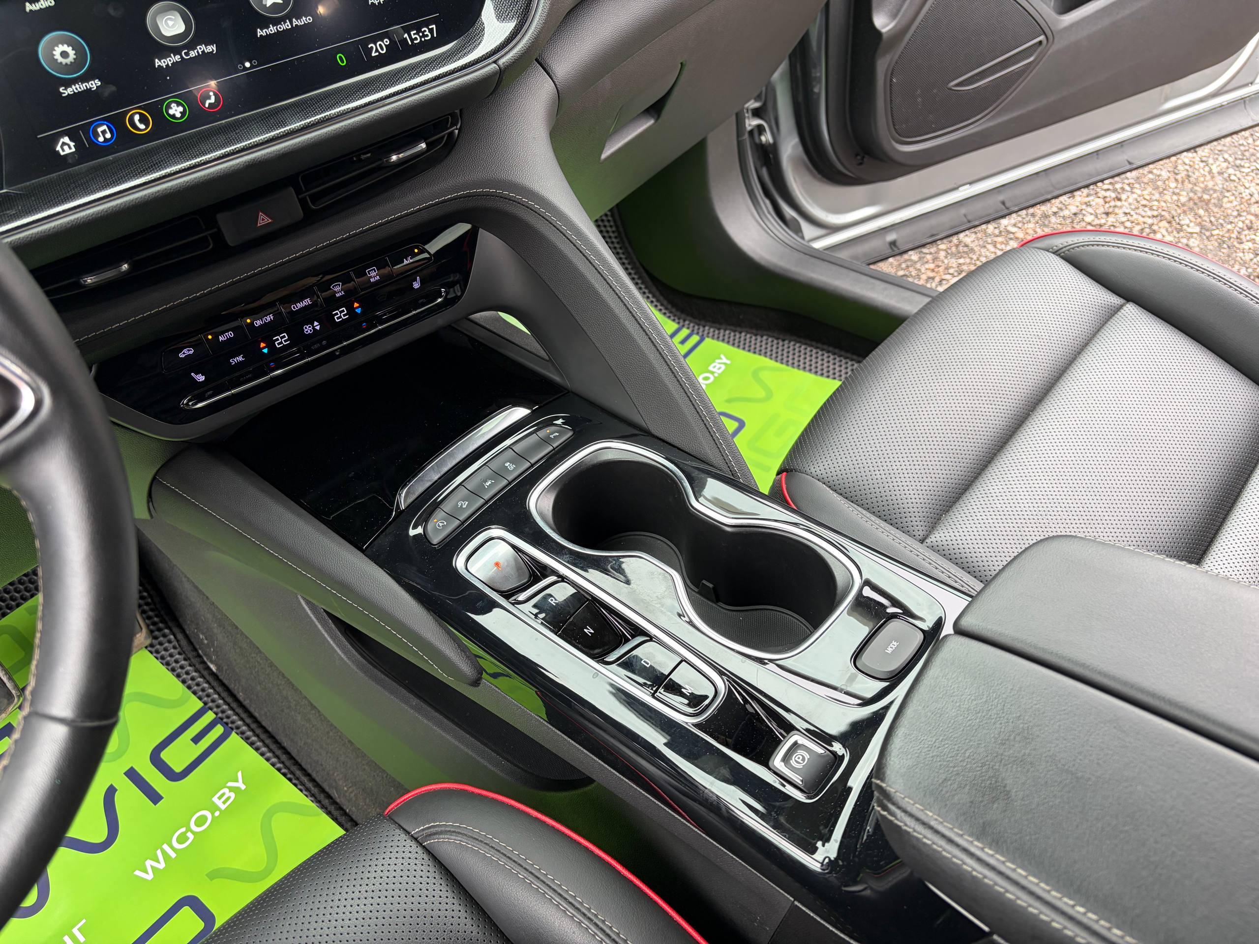 Фото автомобиля 12