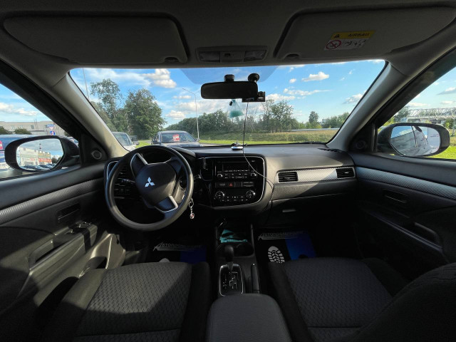 Фото автомобиля 12
