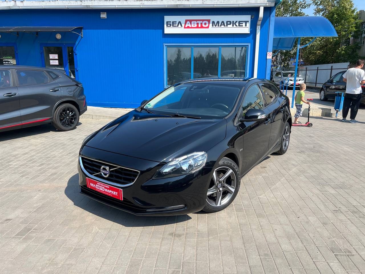 авто с пробегом volvo v40 2013