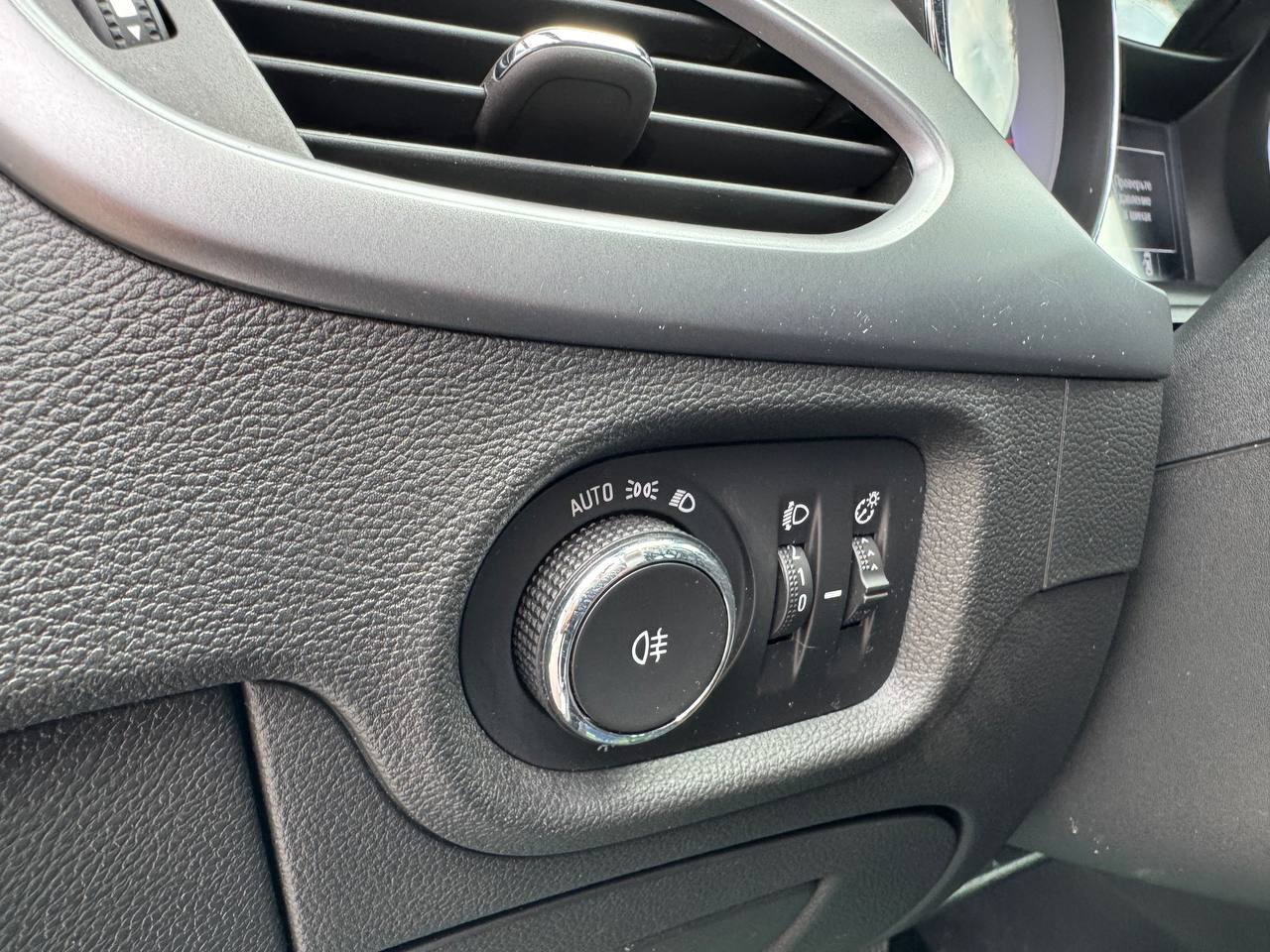 Фото автомобиля 14