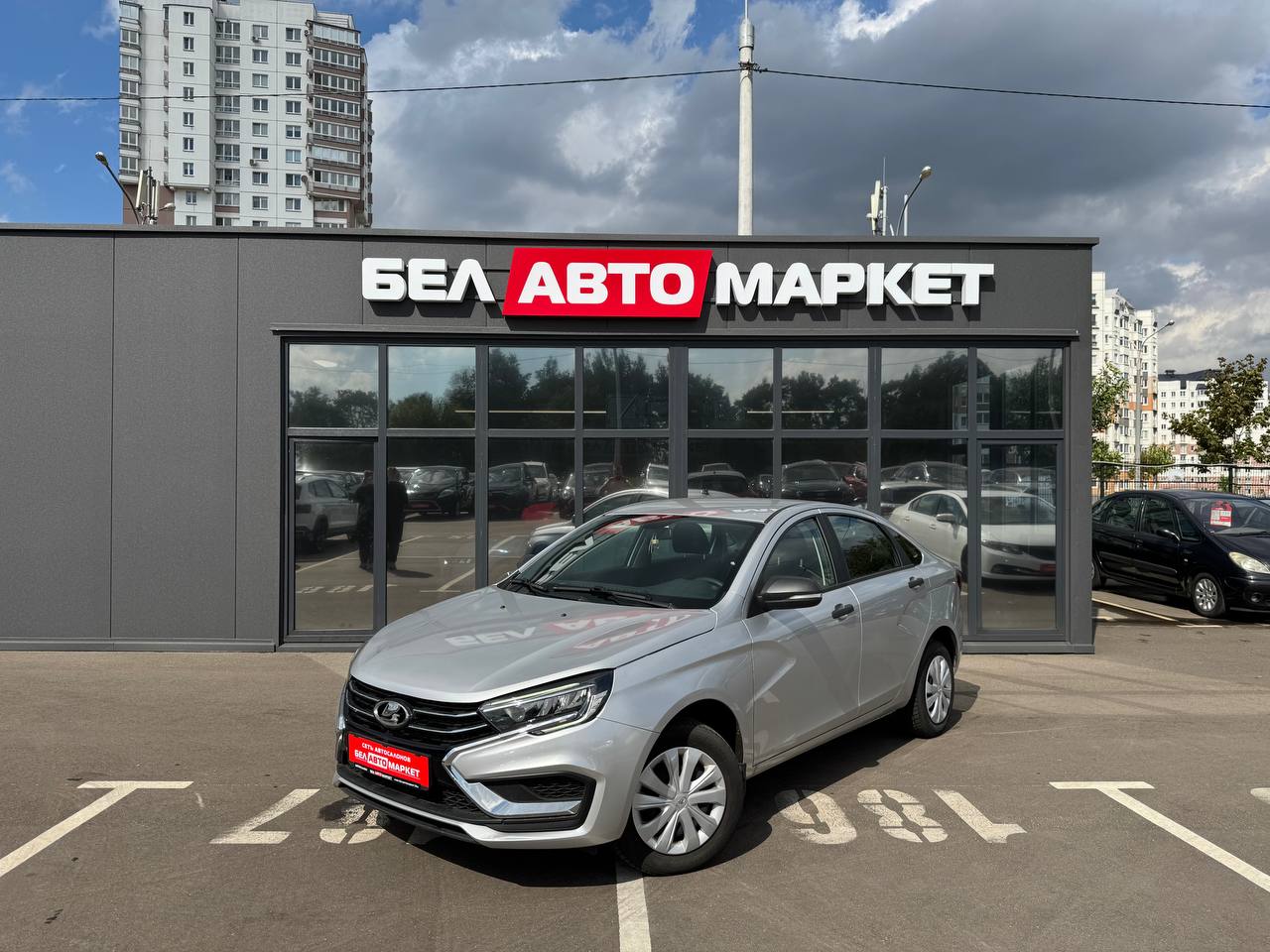 авто с пробегом lada (ВАЗ) vesta 2024