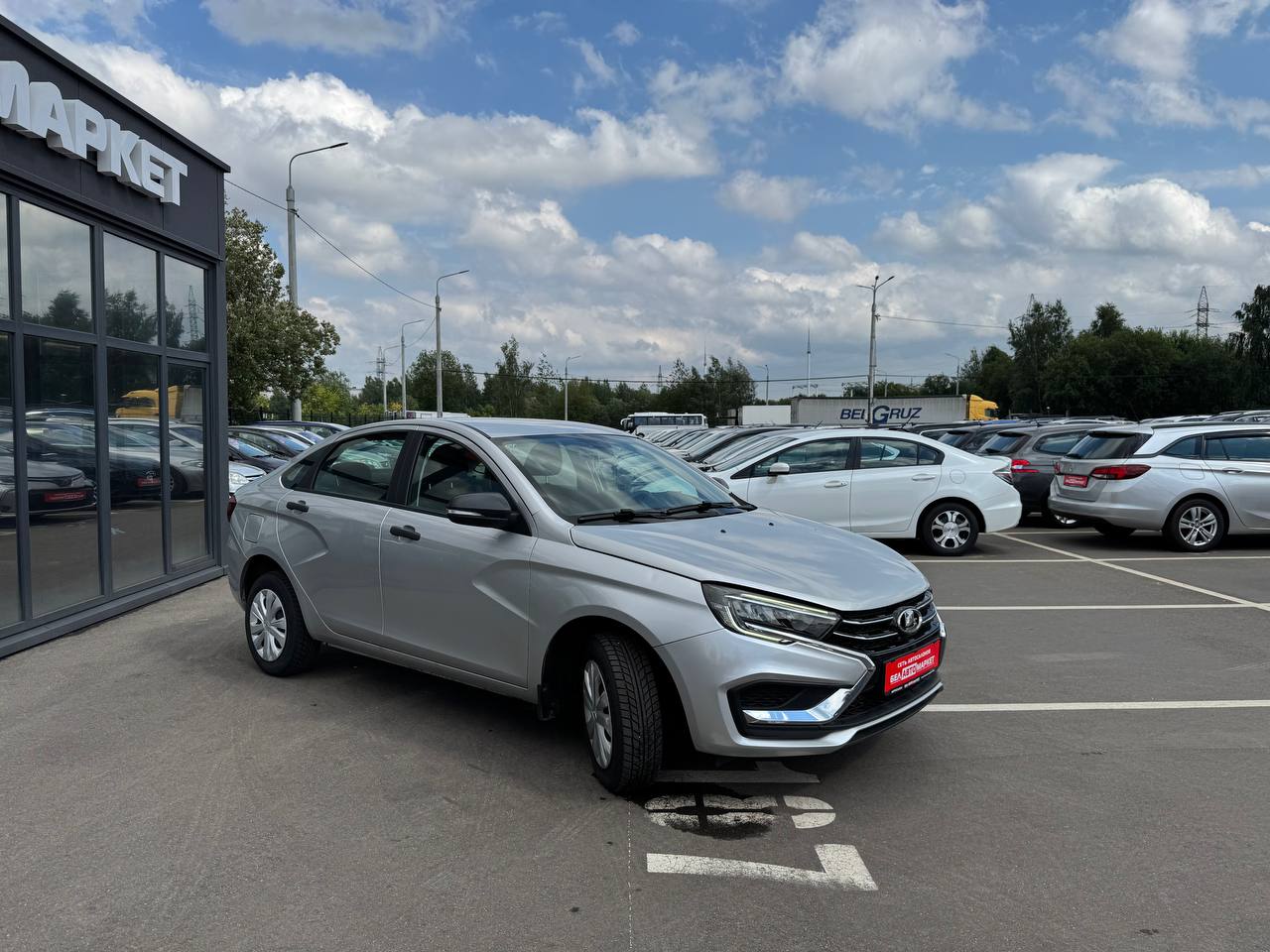 Фото автомобиля 2