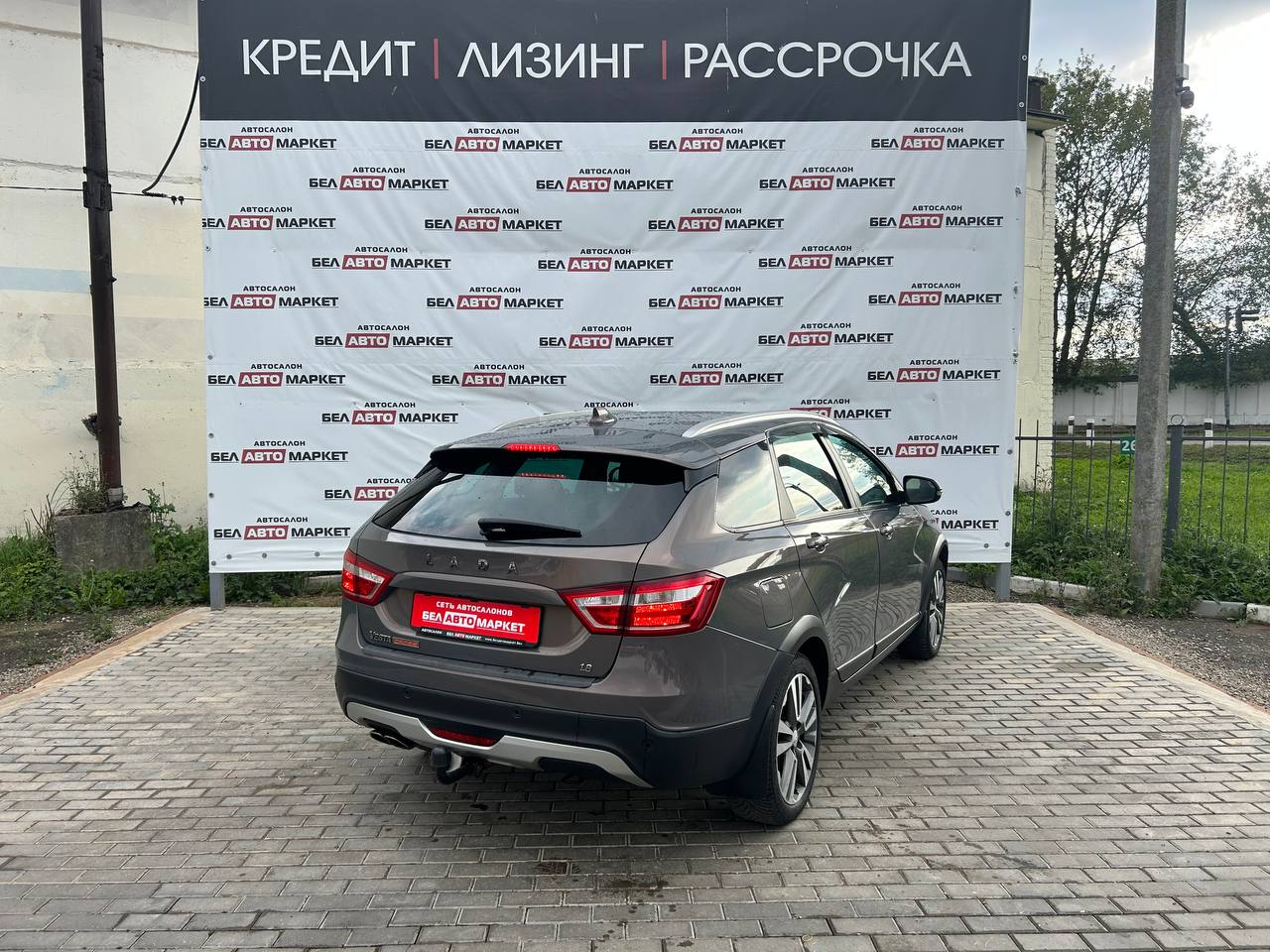 Фото автомобиля 3