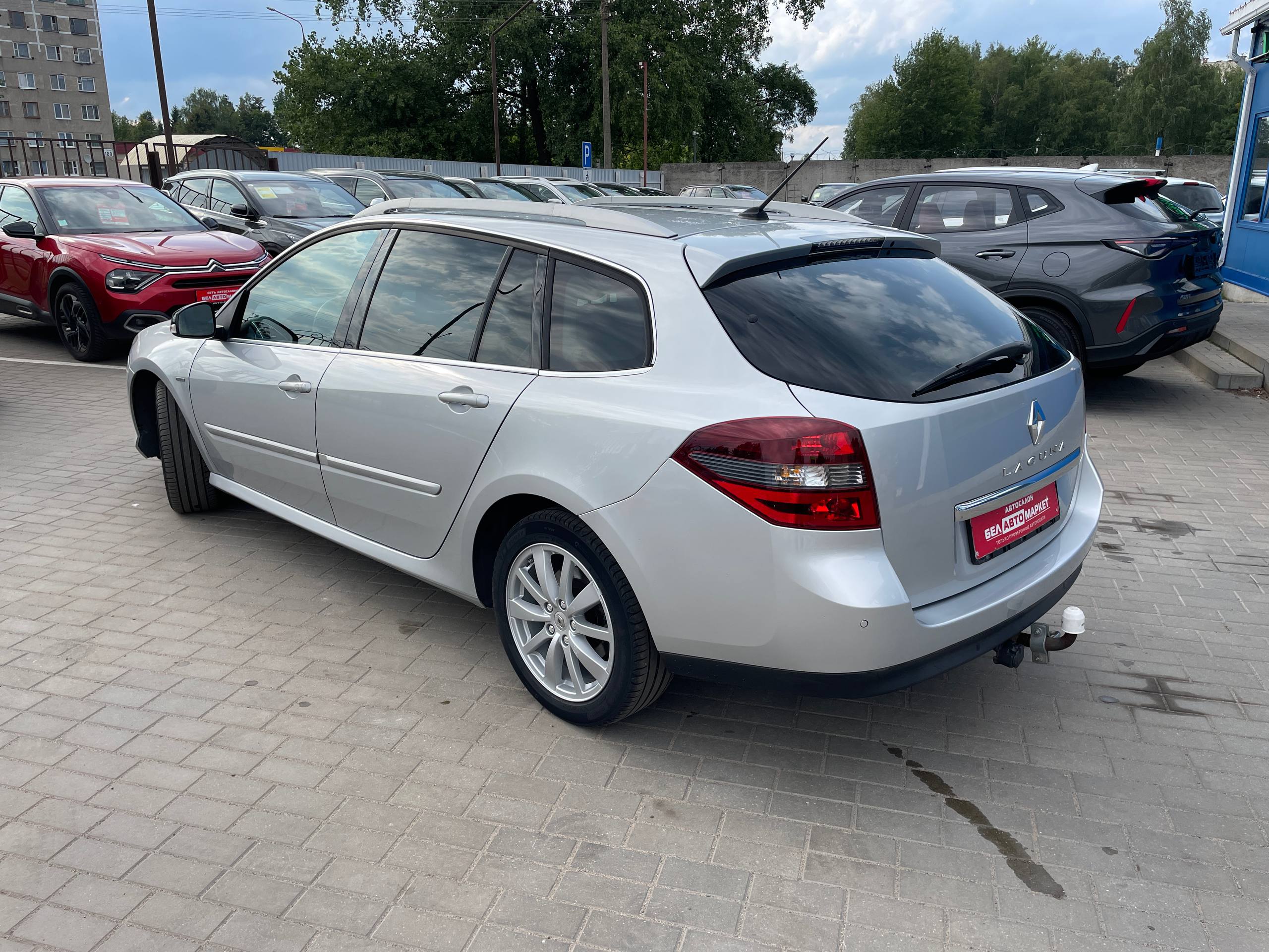 Фото автомобиля 9