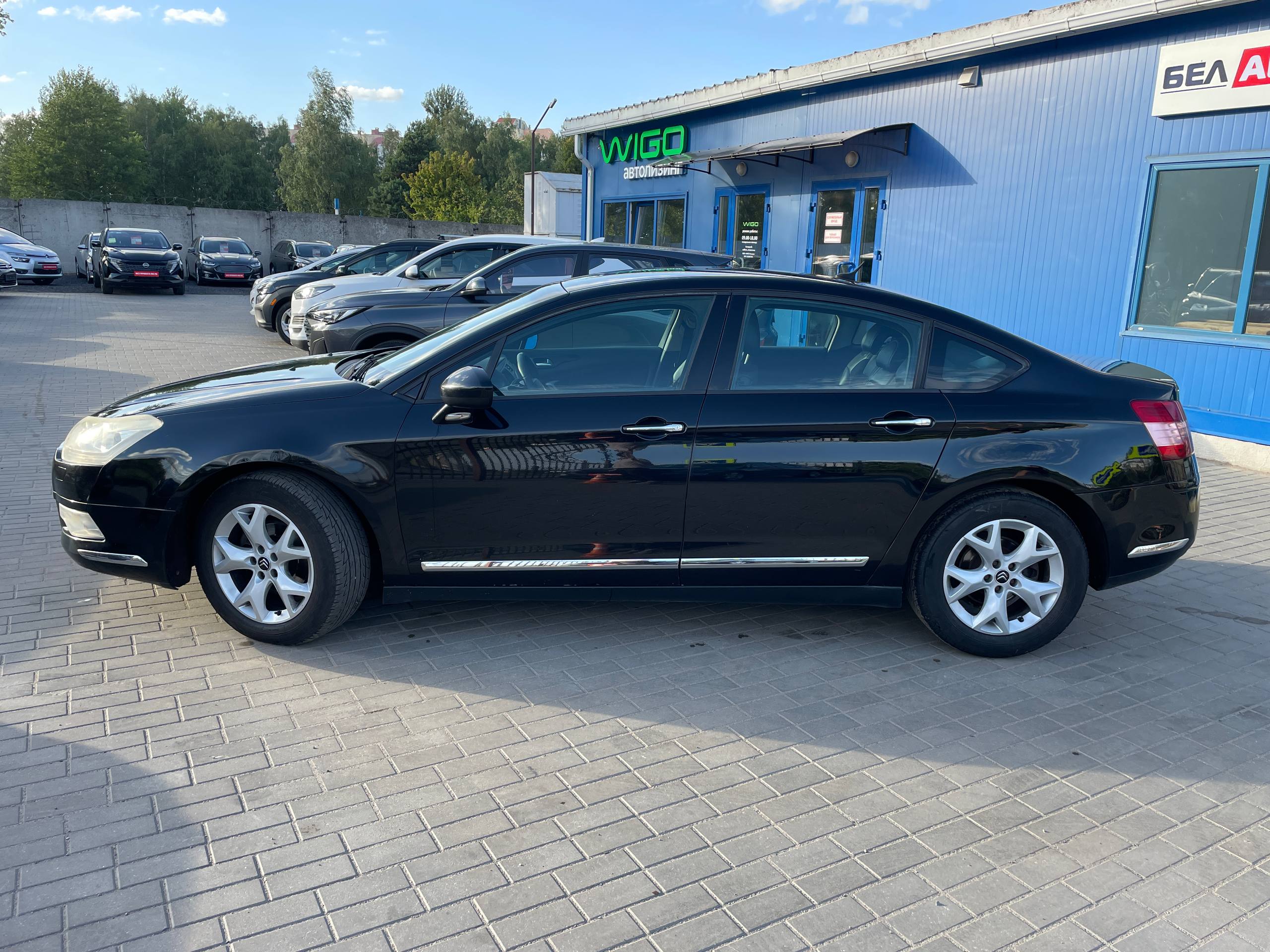 Фото автомобиля 9