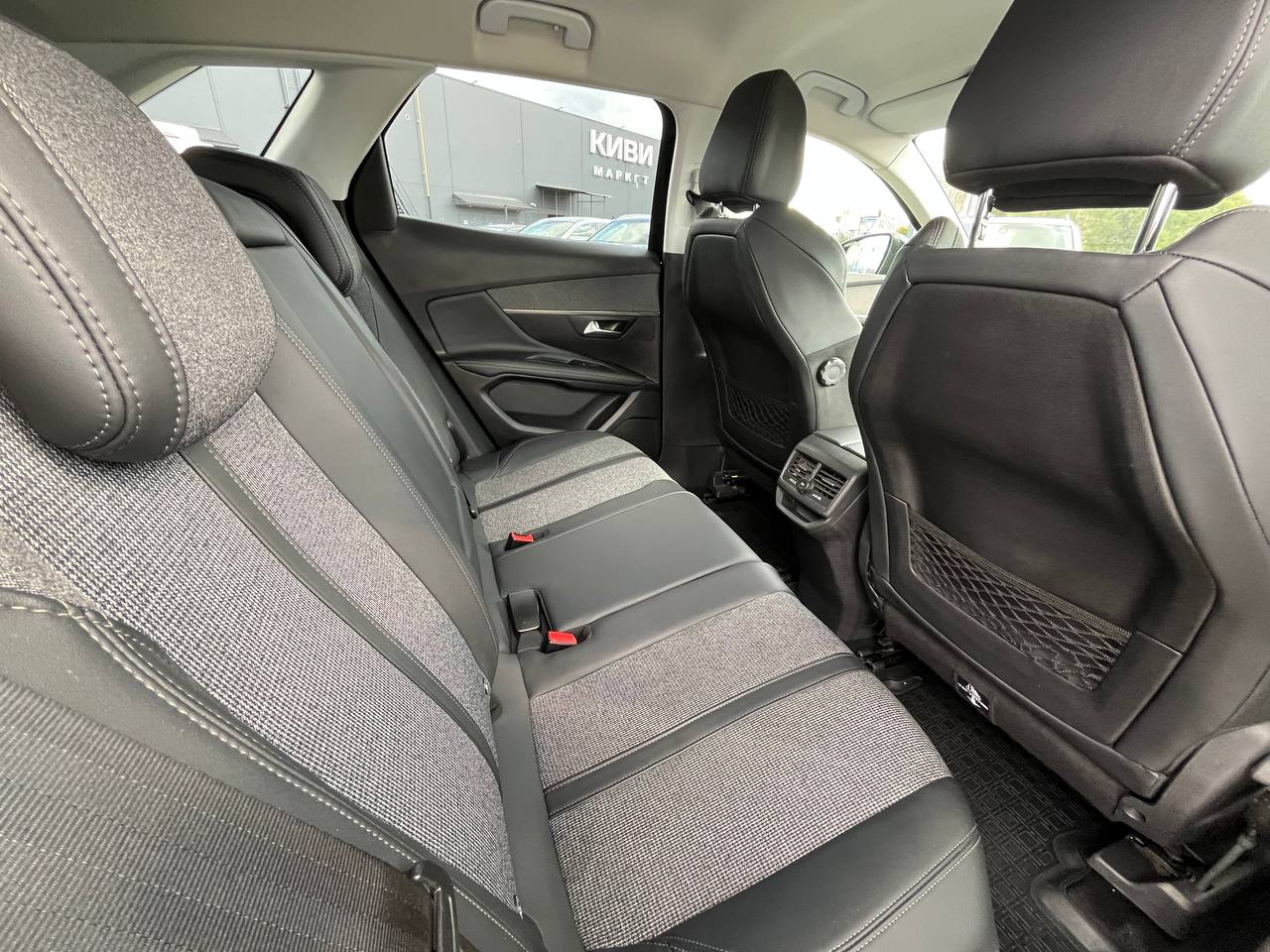 Фото автомобиля 11