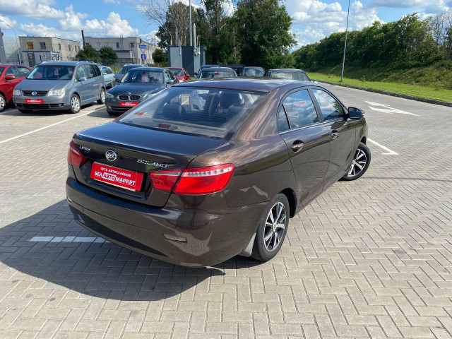 Фото автомобиля 5