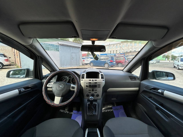 Фото автомобиля 12
