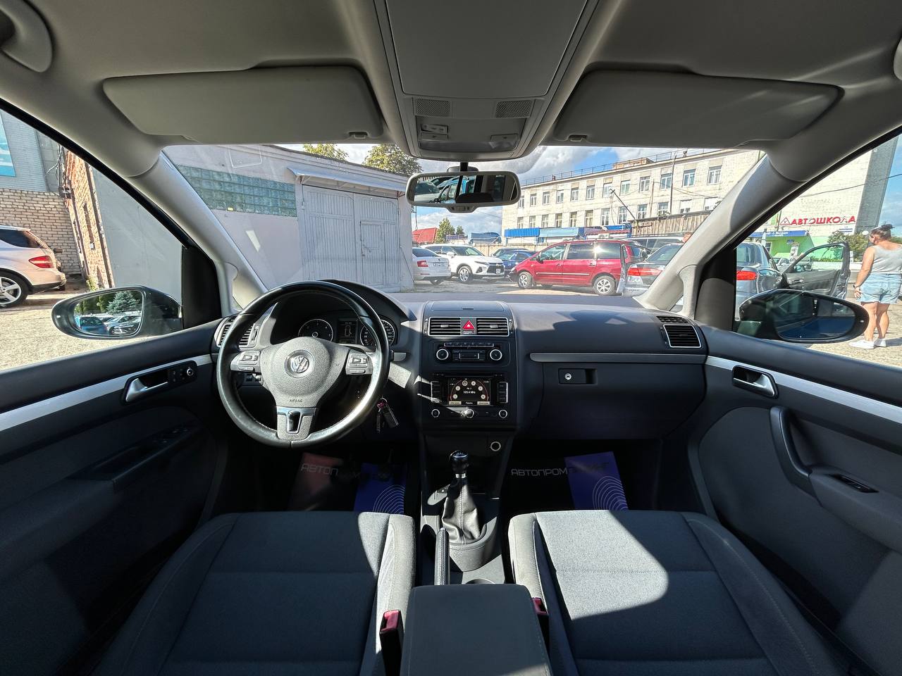 Фото автомобиля 12