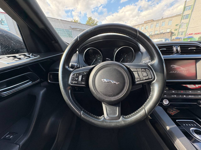 Фото автомобиля 11