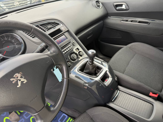 Фото автомобиля 12