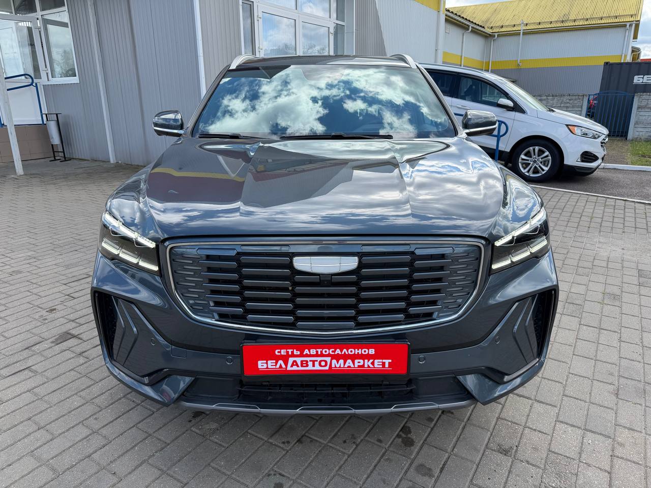 Фото автомобиля 3