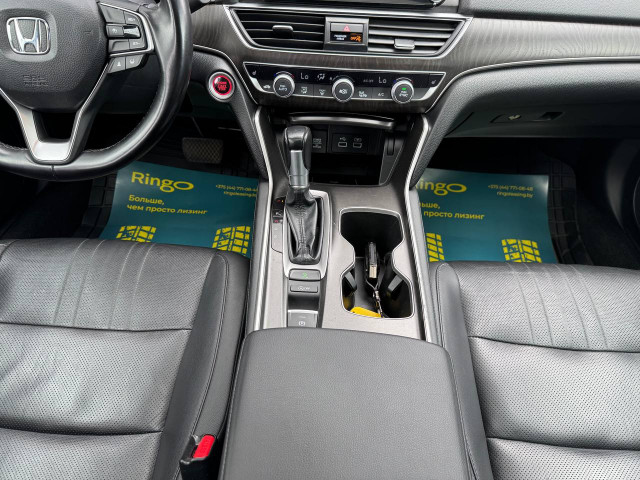 Фото автомобиля 12