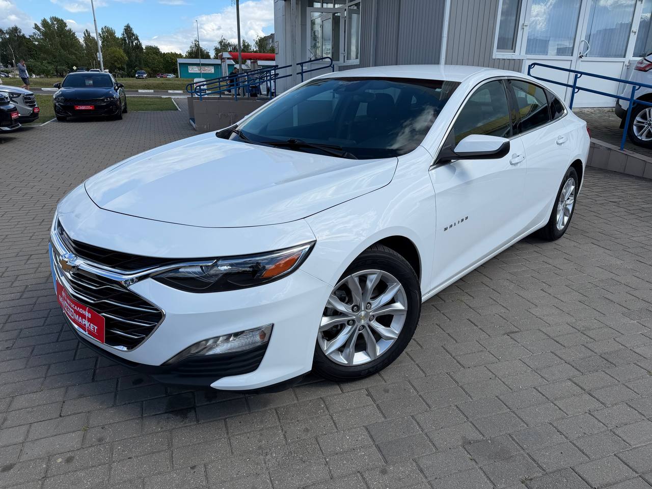 авто с пробегом chevrolet malibu 2023