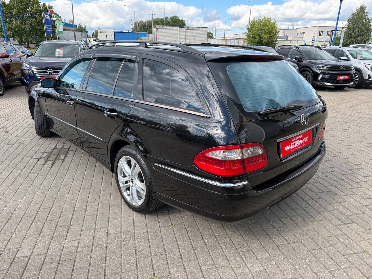 Фото автомобиля 7