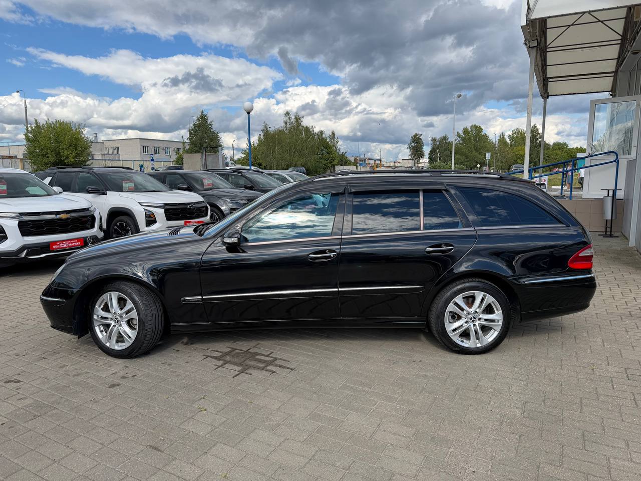 Фото автомобиля 8