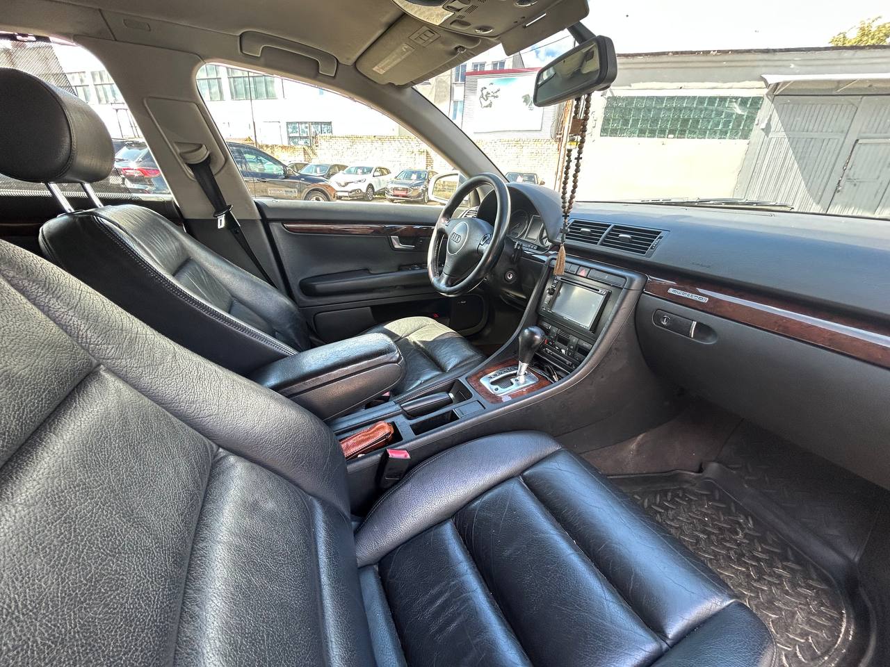 Фото автомобиля 14