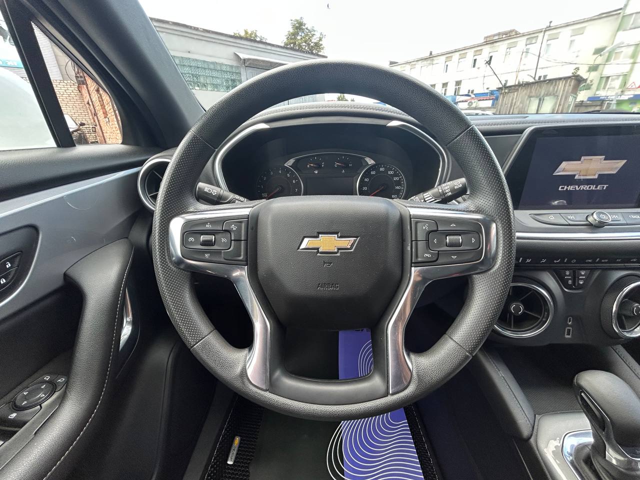 Фото автомобиля 11