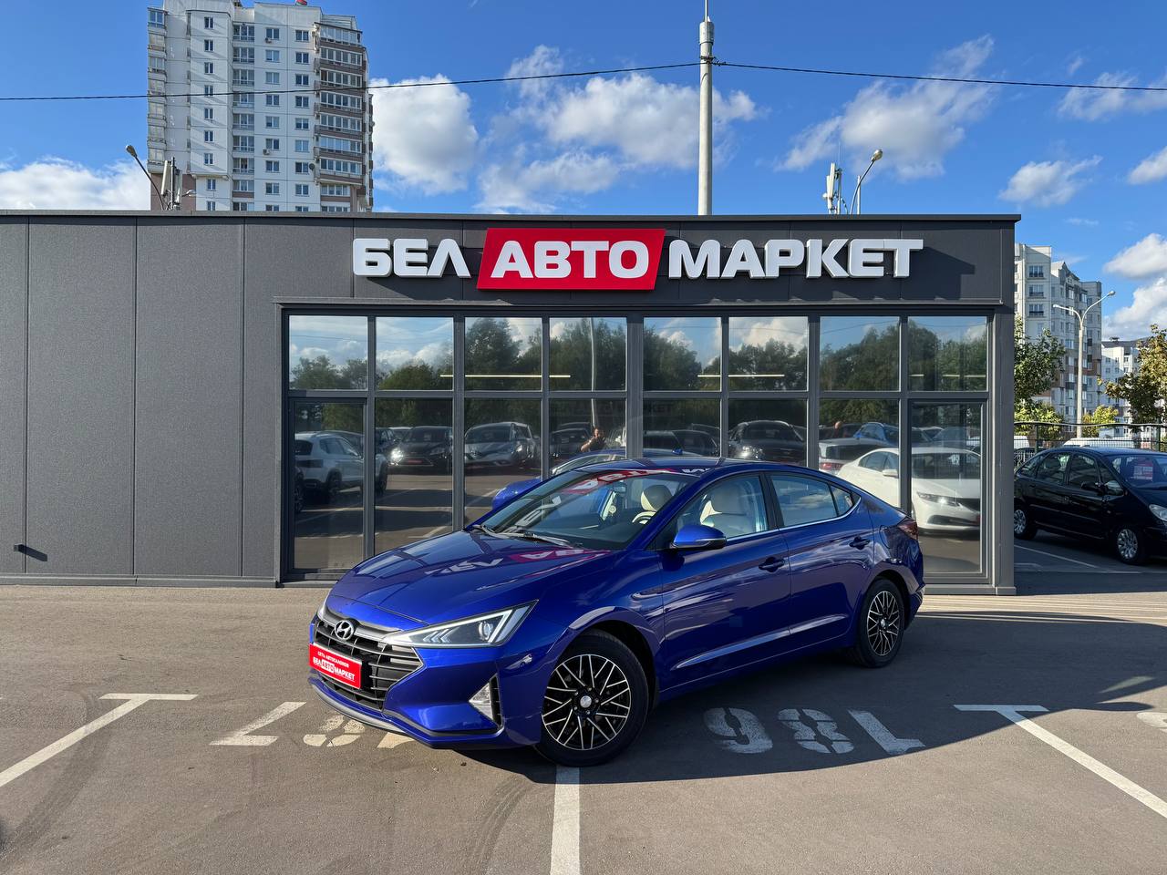 авто с пробегом hyundai elantra 2019