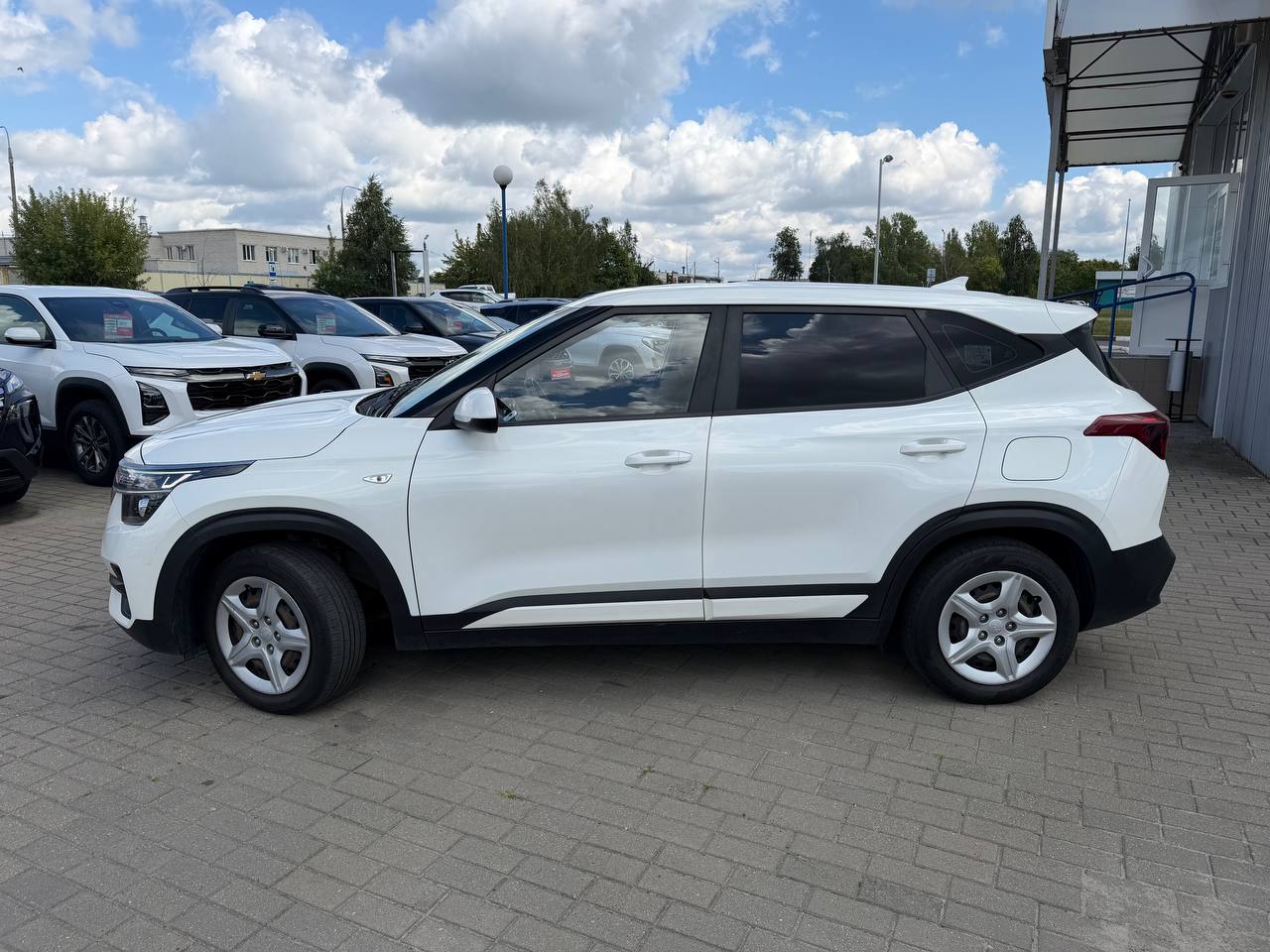 Фото автомобиля 7