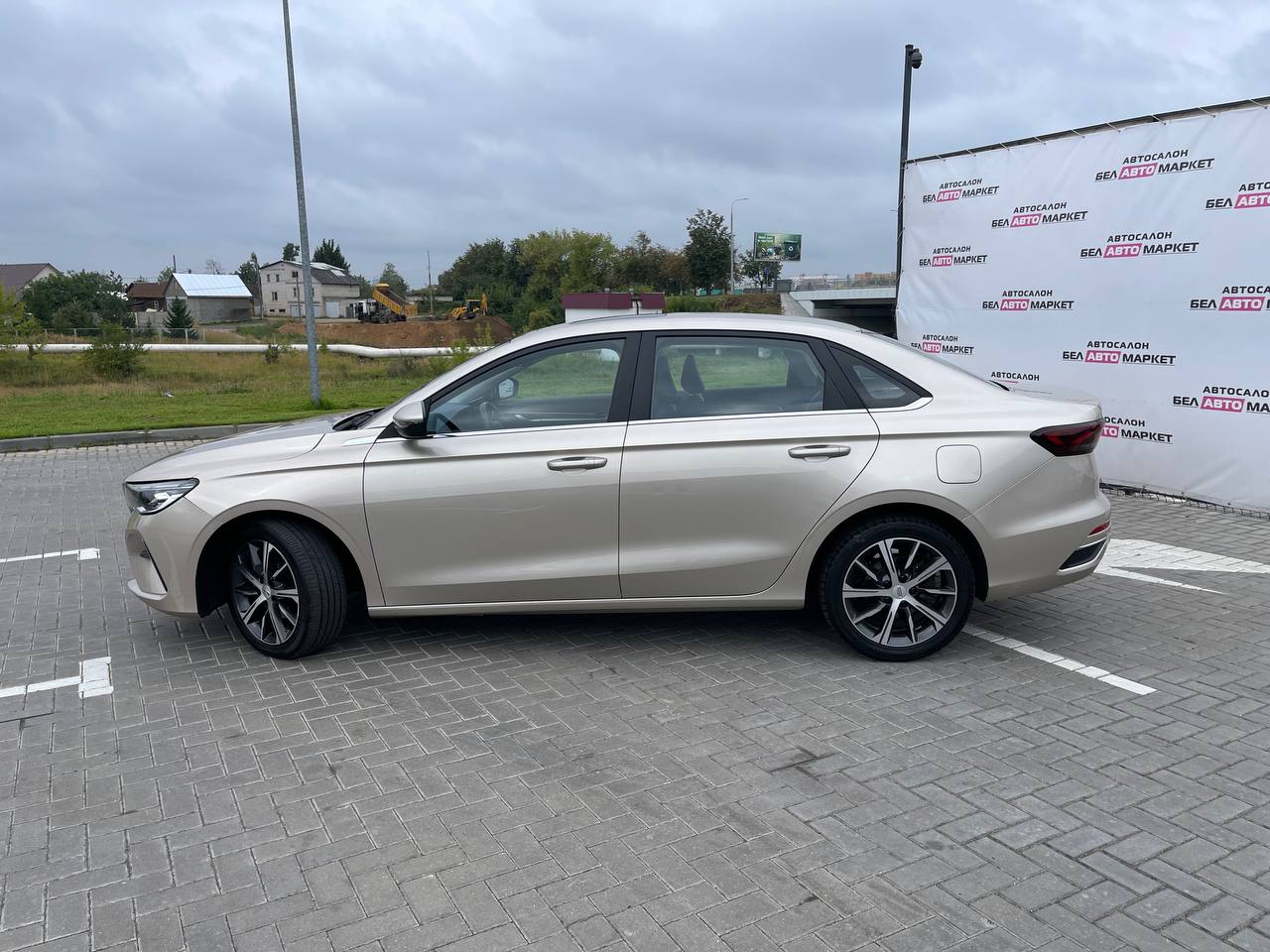 Фото автомобиля 6