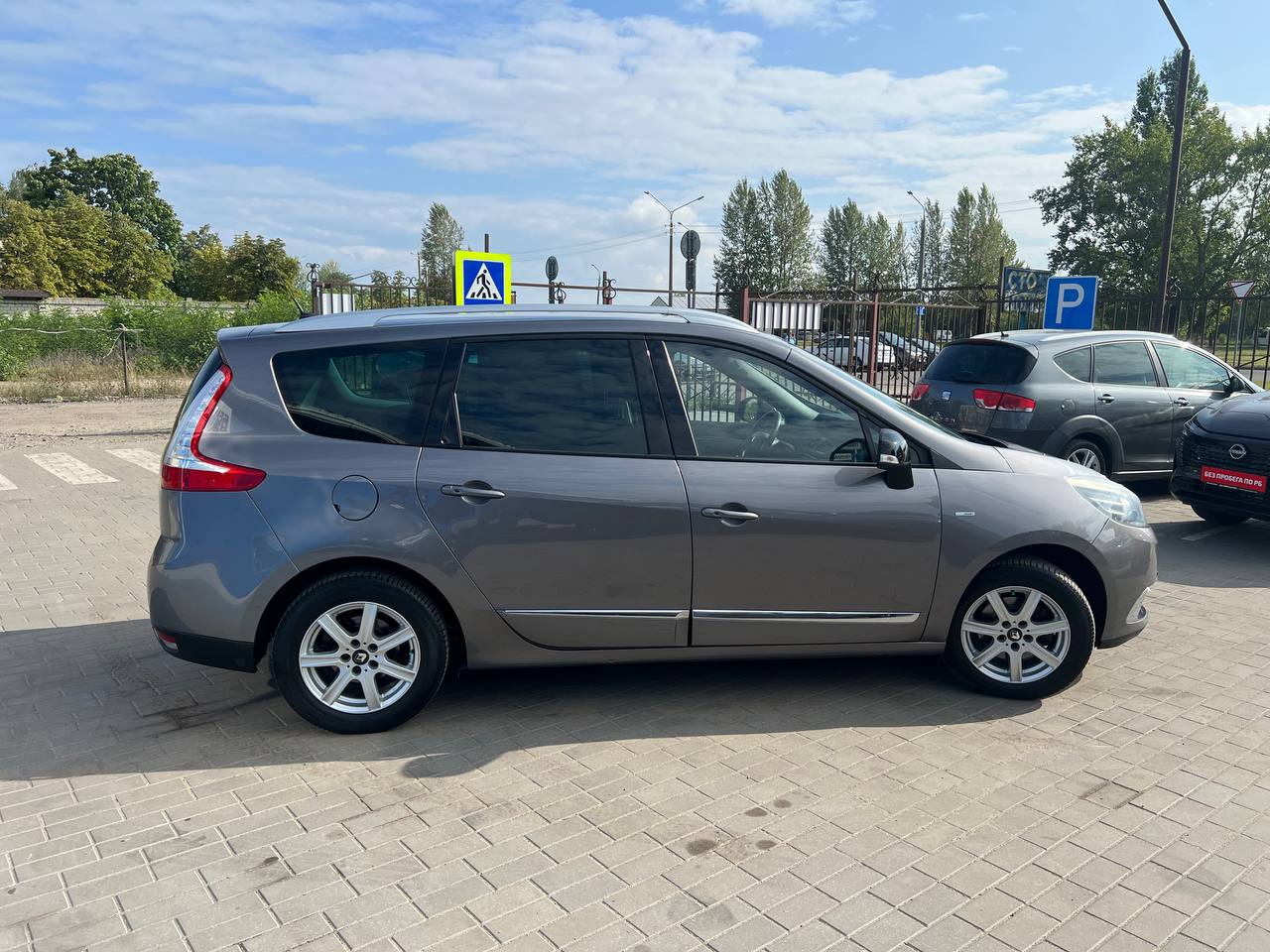 Фото автомобиля 5