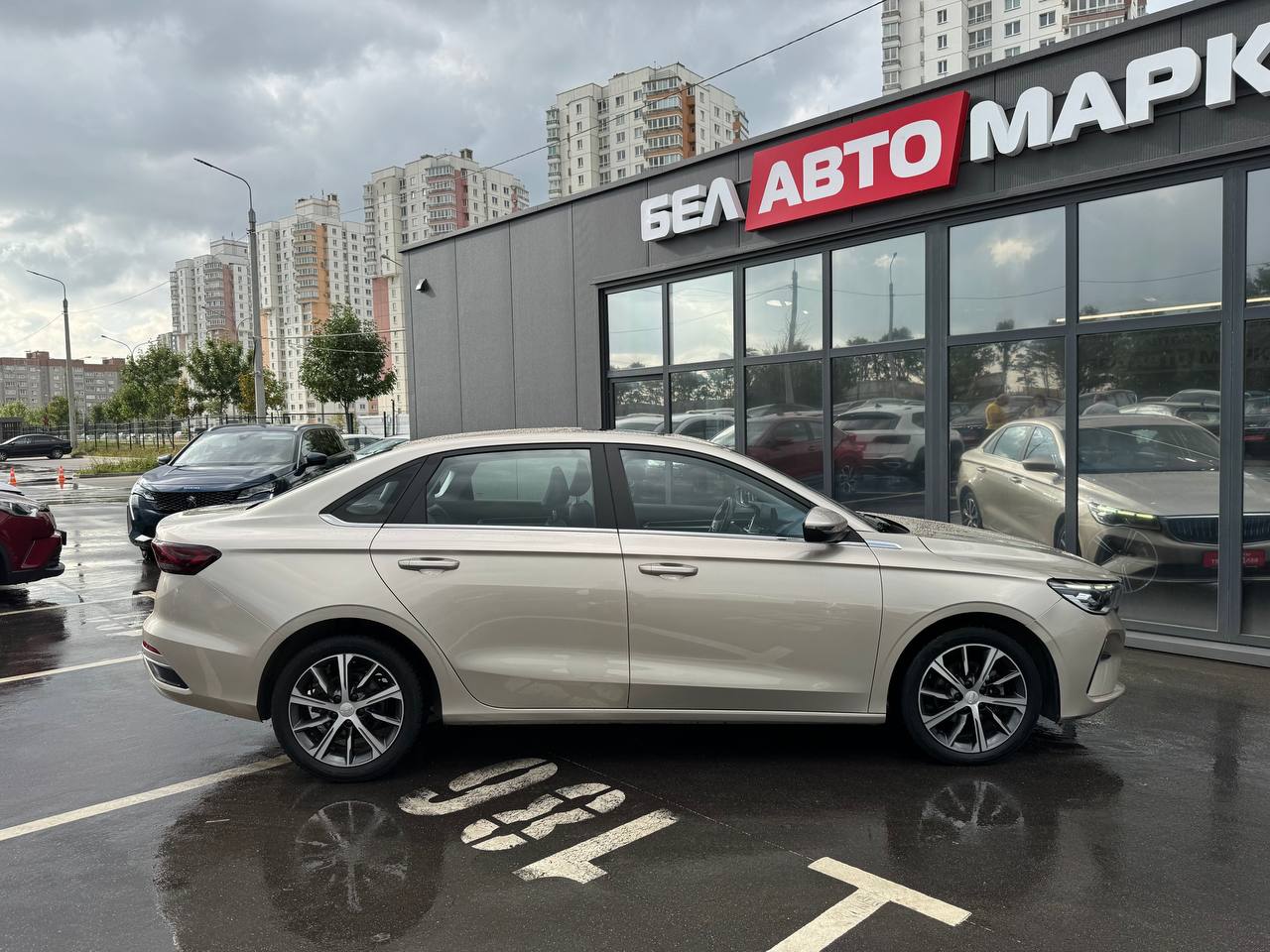 Фото автомобиля 3