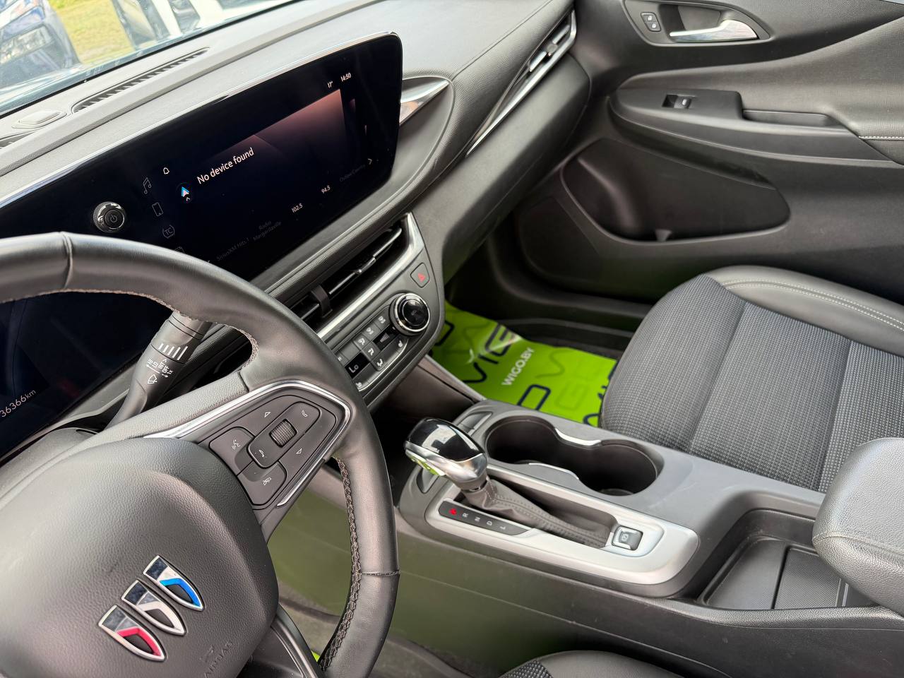 Фото автомобиля 12